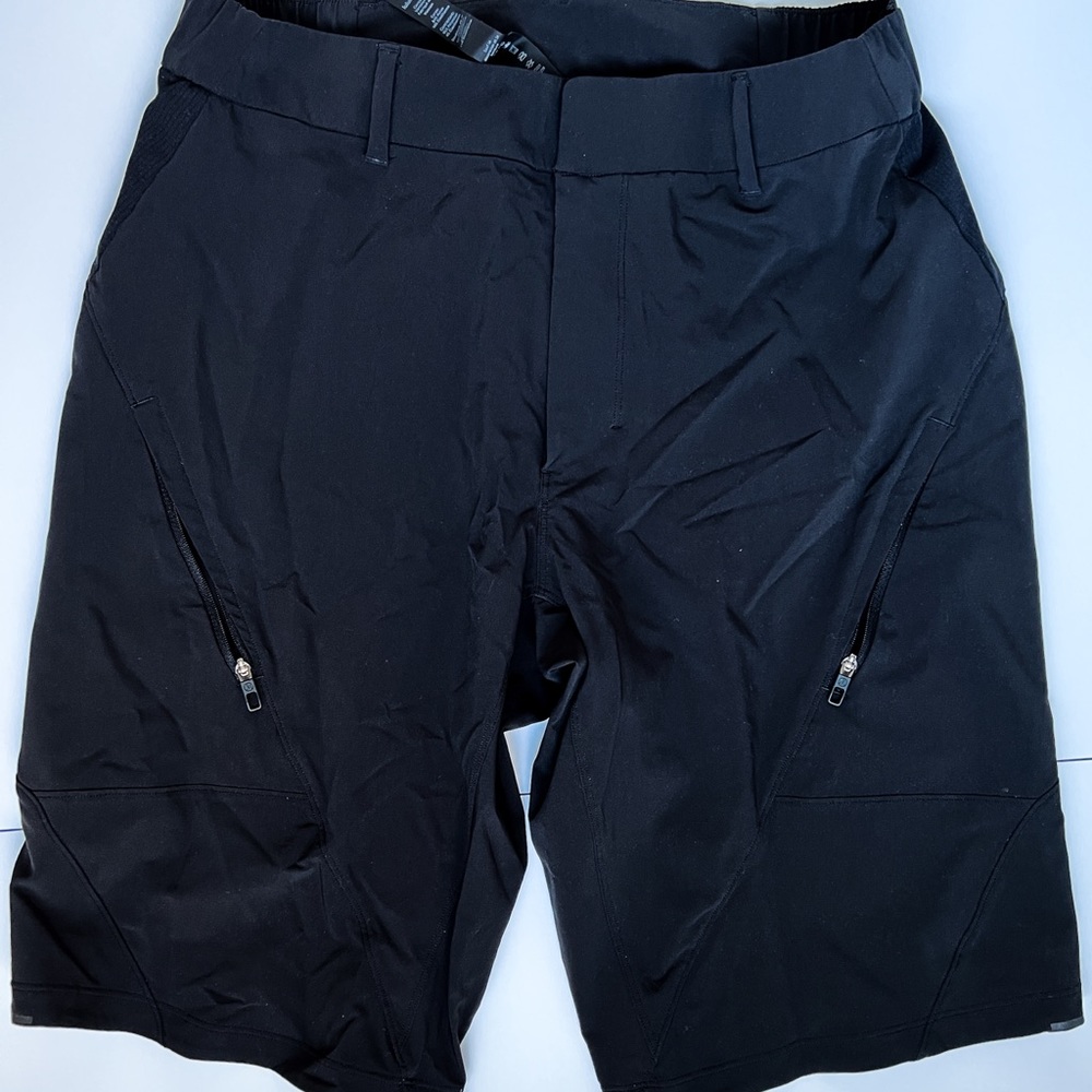 Mens lululemon shorts size 32